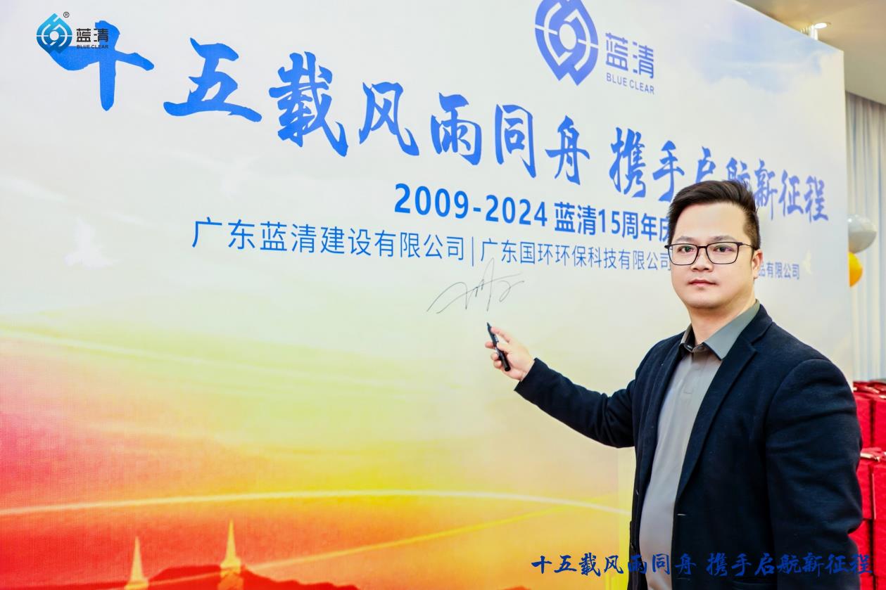 美国制裁七年成笑话！华为首款鸿蒙台式机首次公开亮相：彻底告别Windows和Linux